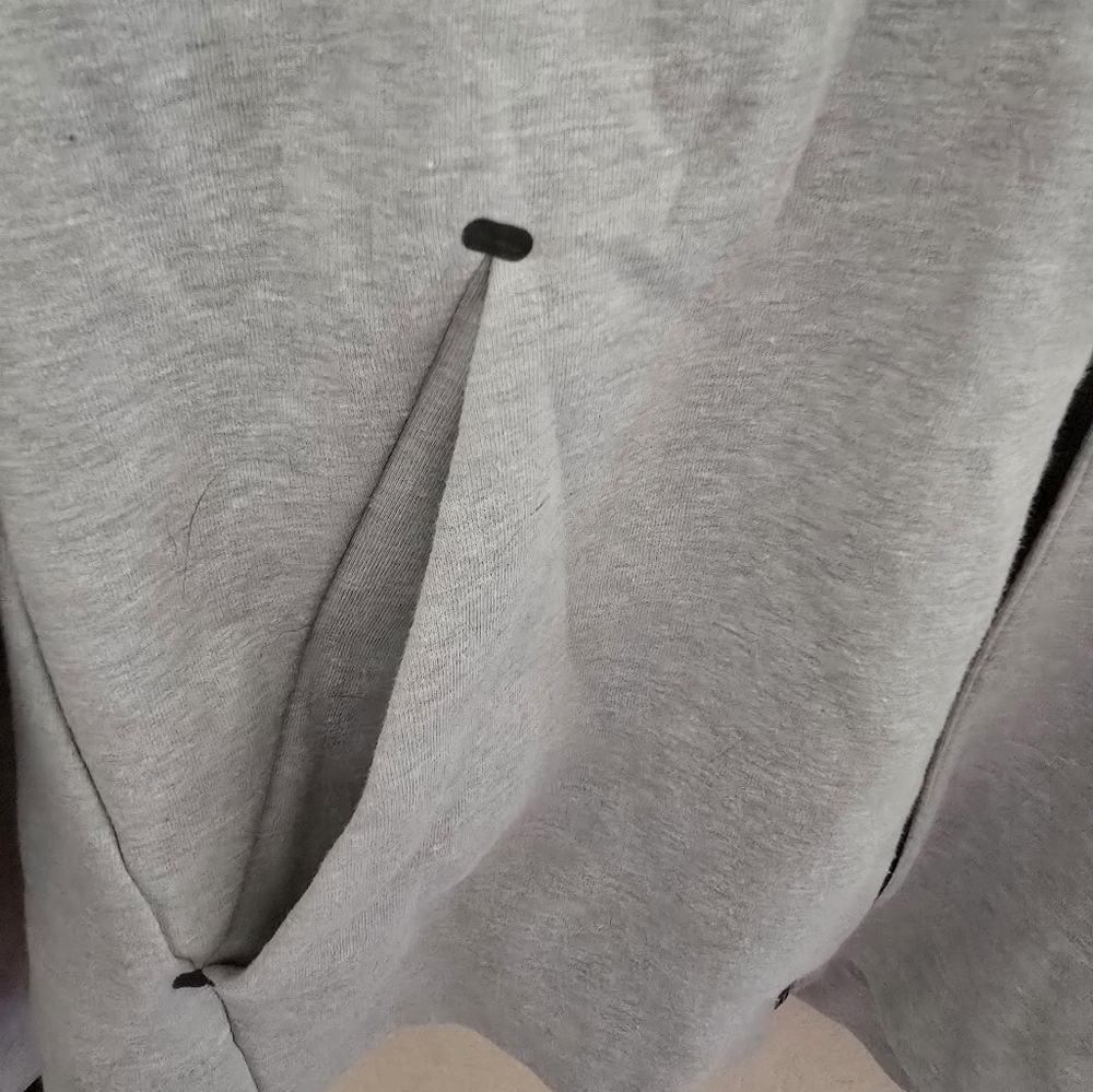 Old Navy Active fleece zip jacket, gray, men’s size small. - Picture 3 of 6